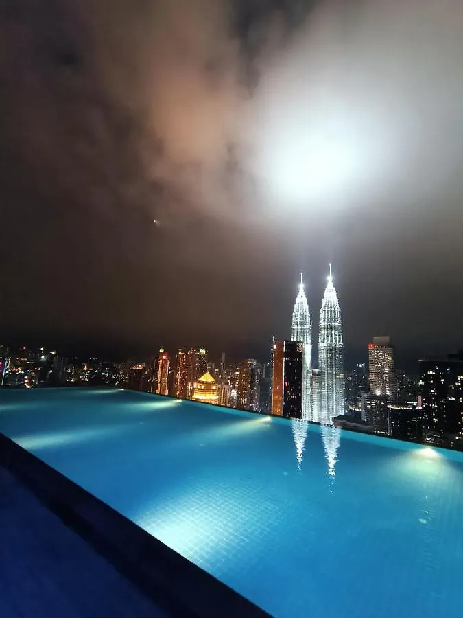 Apartment Platinum 2 Klcc Newluxurycondo By Langitel With Infinitycityview Swimmingpool Kuala Lumpur