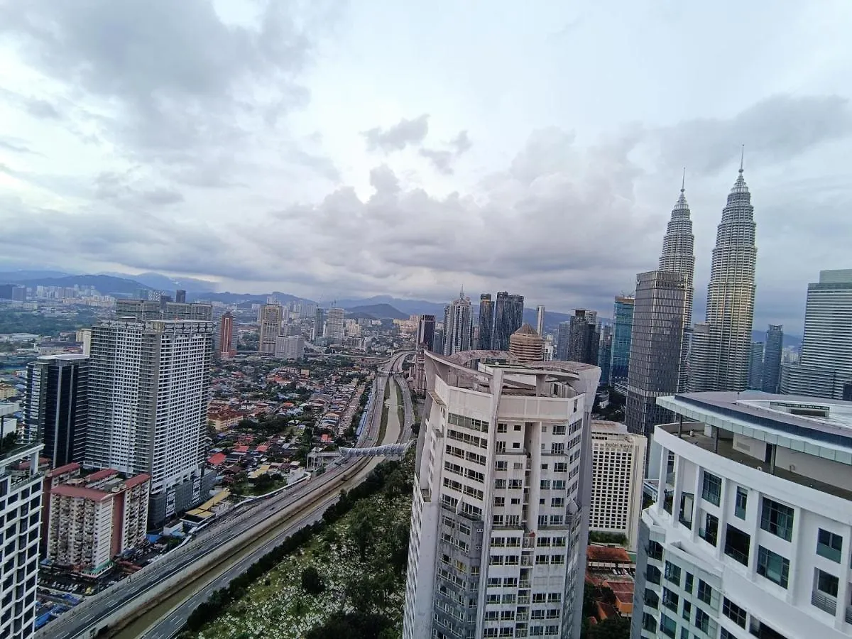 Platinum 2 Klcc Newluxurycondo By Langitel With Infinitycityview Swimmingpool Kuala Lumpur Apartment