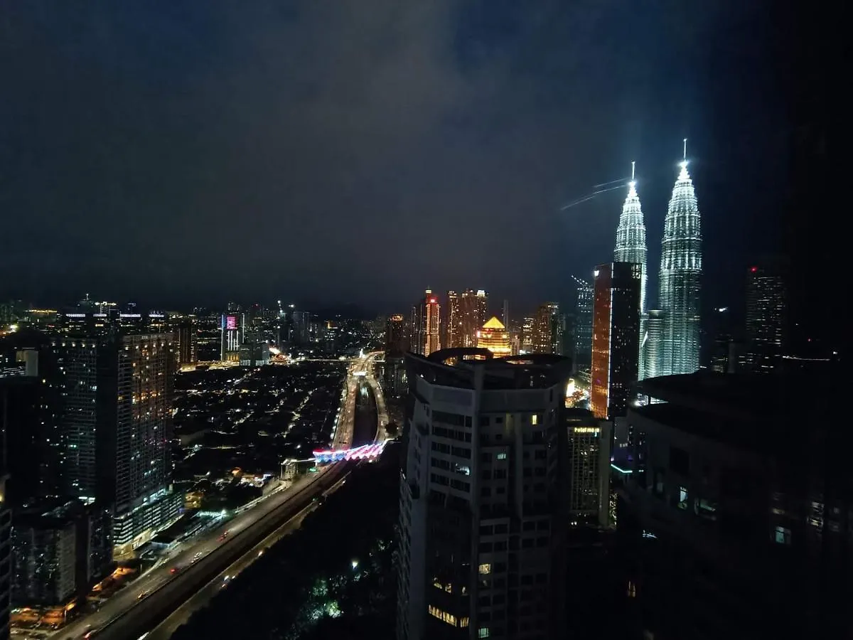 Platinum 2 Klcc Newluxurycondo By Langitel With Infinitycityview Swimmingpool Kuala Lumpur