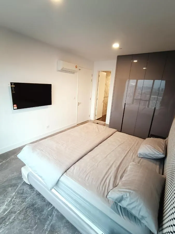Platinum 2 Klcc Newluxurycondo By Langitel With Infinitycityview Swimmingpool Kuala Lumpur 0*,