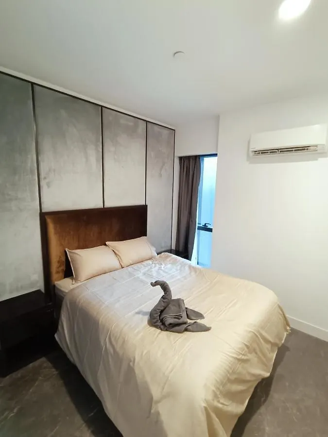 Platinum 2 Klcc Newluxurycondo By Langitel With Infinitycityview Swimmingpool Kuala Lumpur 0*,