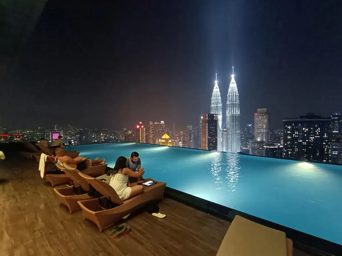 Platinum 2 Klcc Newluxurycondo By Langitel With Infinitycityview Swimmingpool Kuala Lumpur Apartment